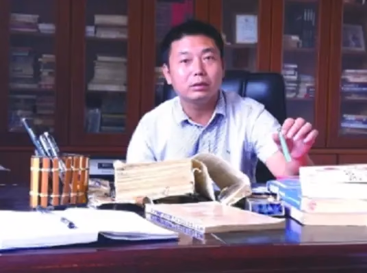吴闲云